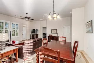 Photo #6: 6941235 Listing 