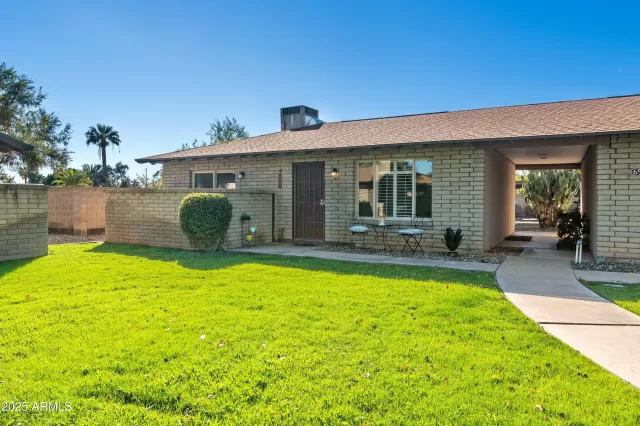 MLS: 6941276 Condo For Sale