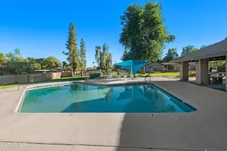 Photo #3: 6941276 Listing