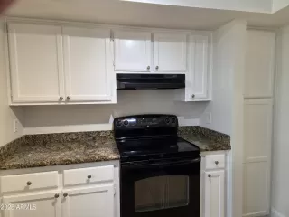 Photo #4: 6941486 Listing