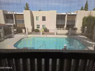 Photo #6: 6941486 Listing