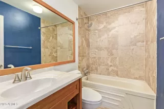 Photo #5: 6941550 Listing 