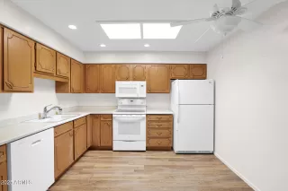 Photo #3: 6941722 Listing