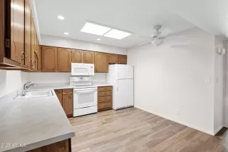 Photo #6: 6941722 Listing