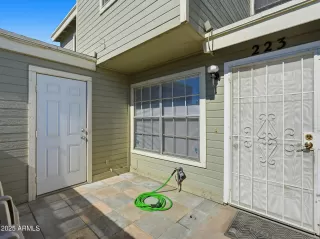 Photo #3: 6941789 Listing 