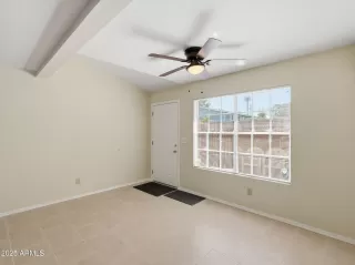 Photo #5: 6941789 Listing 