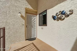 Photo #1: 6941792 Listing