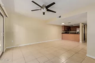 Photo #5: 6942156 Listing 