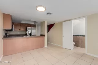 Photo #6: 6942156 Listing 