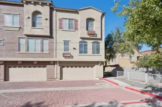 Photo #5: 6942326 Listing