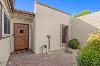 Photo #1: 6942332 Listing