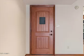 Photo #3: 6942332 Listing