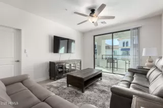 Photo #4: 6942573 Listing 