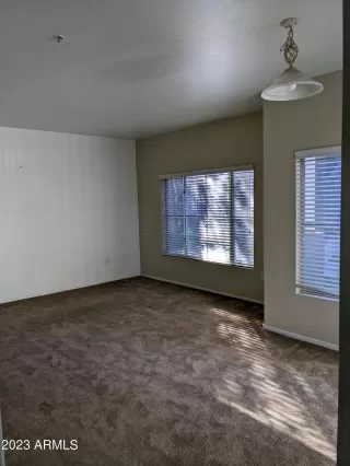 Photo #4: 6942776 Listing