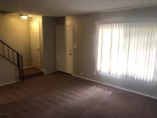 Photo #6: 6942875 Listing