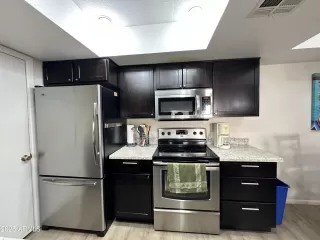 Photo #3: 6942930 Listing 