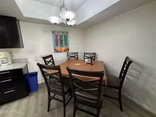 Photo #5: 6942930 Listing 