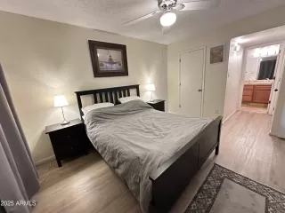 Photo #6: 6942930 Listing 