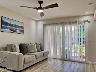 Photo #2: 6942962 Listing