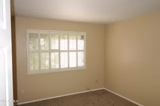 Photo #4: 6942963 Listing