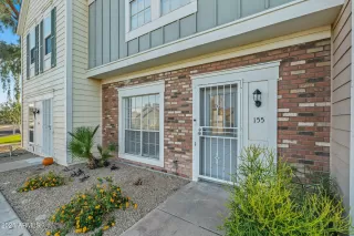 Photo #3: 6942969 Listing