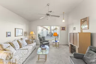 Photo #5: 6943006 Listing 