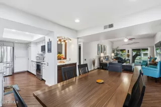 Photo #4: 6943053 Listing 