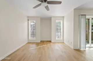 Photo #4: 6943488 Listing