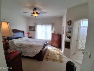 Photo #3: 6943838 Listing