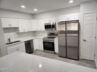 Photo #2: 6943953 Listing 