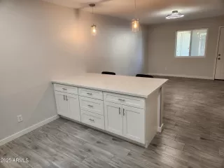 Photo #3: 6943953 Listing 