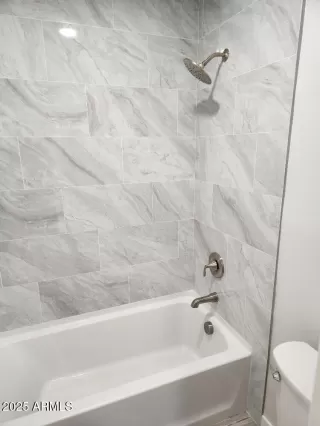 Photo #6: 6943953 Listing 