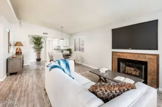 Photo #1: 6943954 Listing