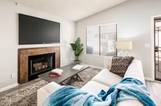 Photo #3: 6943954 Listing