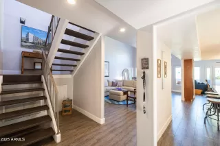 Photo #4: 6943956 Listing 