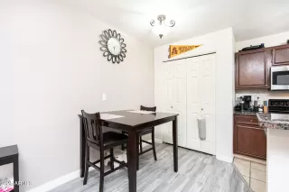 Photo #5: 6944053 Listing