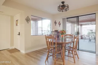 Photo #5: 6944060 Listing