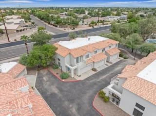 Photo #3: 6944064 Listing