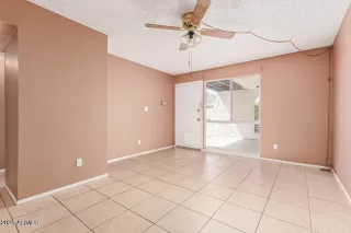 Photo #4: 6944109 Listing