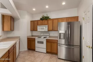 Photo #5: 6944322 Listing 