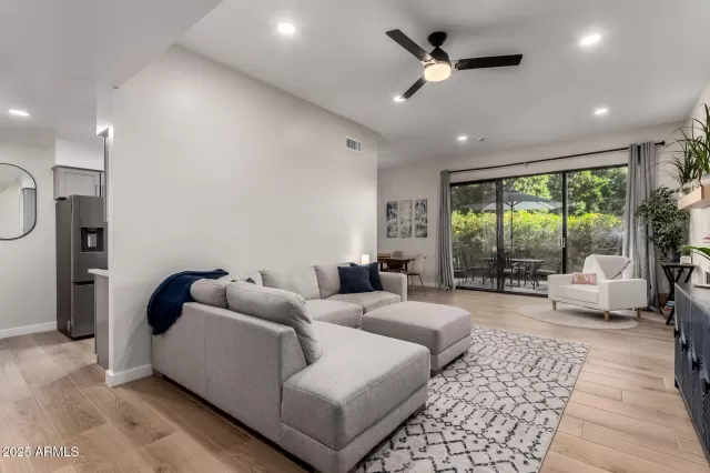 MLS: 6944339 Condo For Sale