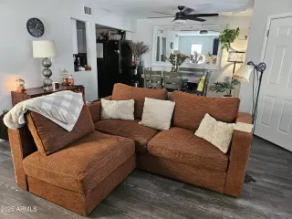 Photo #3: 6944630 Listing