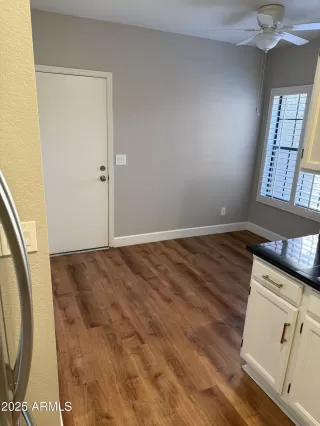 Photo #4: 6944756 Listing