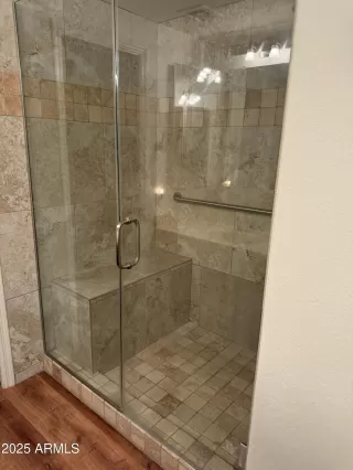 Photo #5: 6944756 Listing