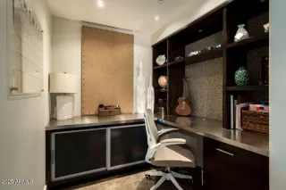 Photo #5: 6944759 Listing