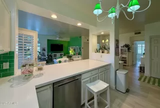 Photo #2: 6944859 Listing