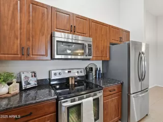 Photo #4: 6944916 Listing 