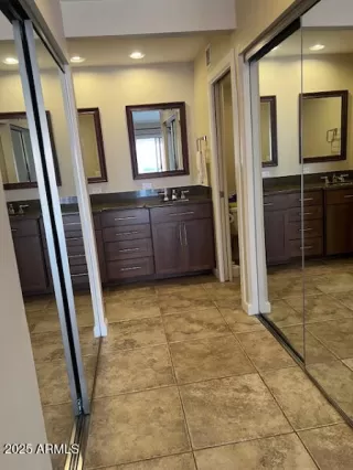 Photo #5: 6944953 Listing 