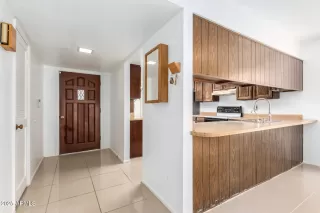 Photo #4: 6945043 Listing 