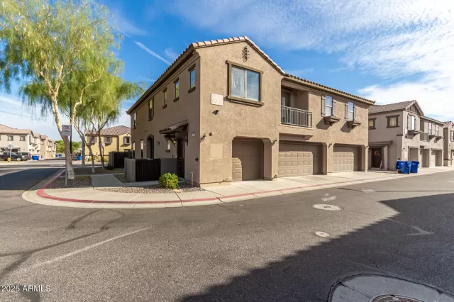 MLS: 6945149 Condo For Sale